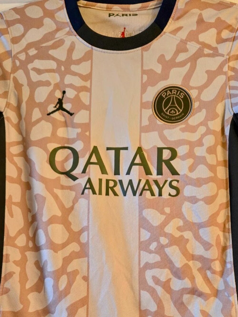 Air Jordan Paris Saint-Germain Camouflage Soccer Shirt-Boys size M